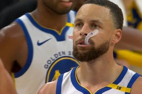 开云体育在线-费德勒重返赛场，持续失利首场状态出色，湖人观众沸腾！的简单介绍-开云体育在线