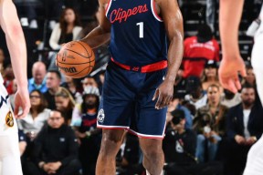 开云体育在线-哈登连续十五场比赛得分超过出色防守，老鹰不断突破！-开云体育在线